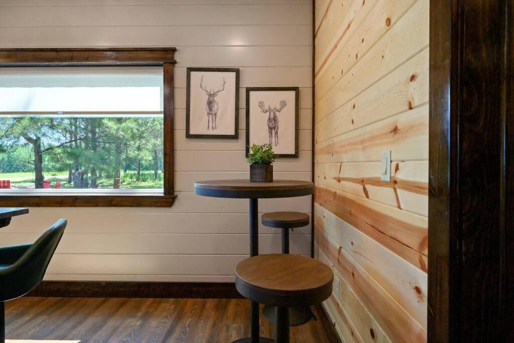 The Whiskey Trip! Family Getaway Villa Broken Bow Eksteriør bilde