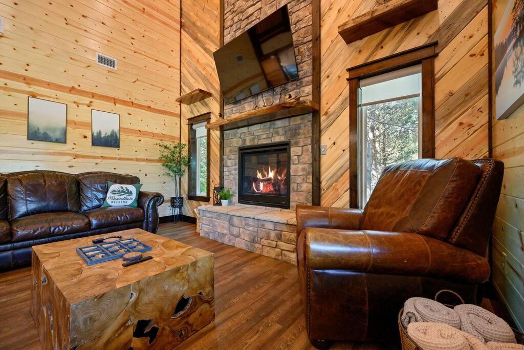 The Whiskey Trip! Family Getaway Villa Broken Bow Eksteriør bilde